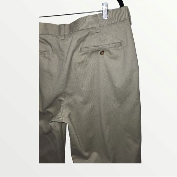 Croft & Barrow Classic Fit beige flat pants 36x32 - Picture 2 of 10